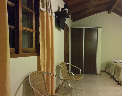 Del Infinito Inn